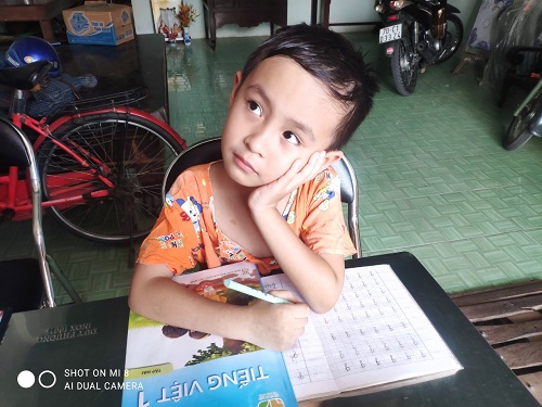 bé học không hiểu cần gia sư kèm bài tại quận 11