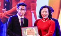 Chủ nhân hai huy chương vàng Hóa là gương mặt trẻ thủ đô tiêu biểu